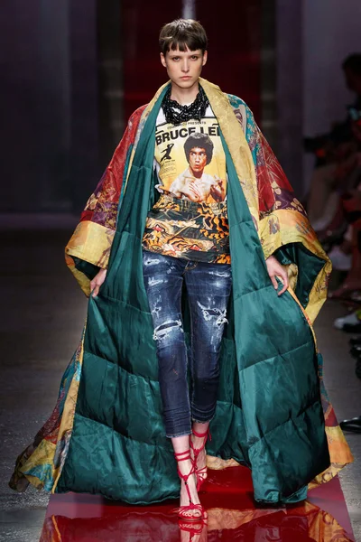 Look 52